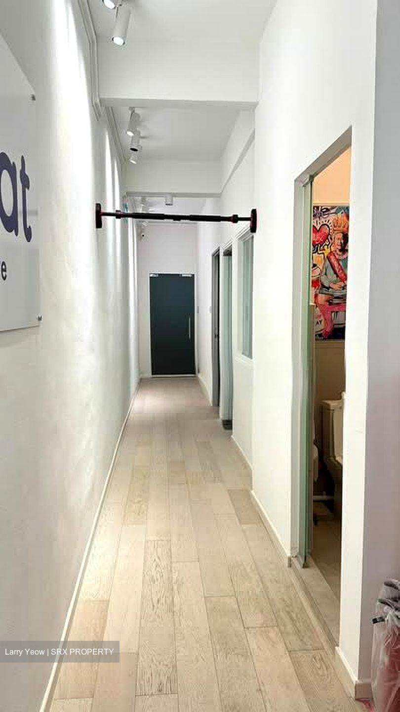 Goldhill Shopping Centre (D11), Office #579593791